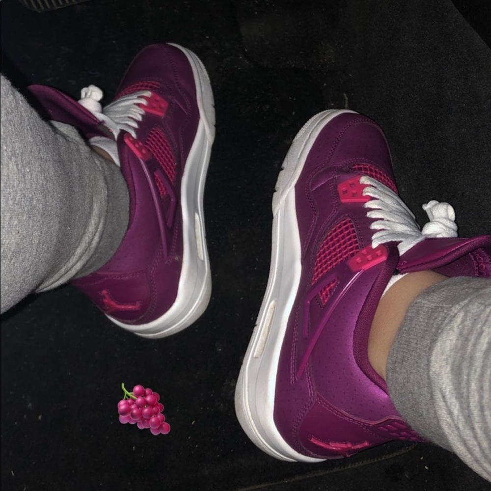 Jordan retro 4s